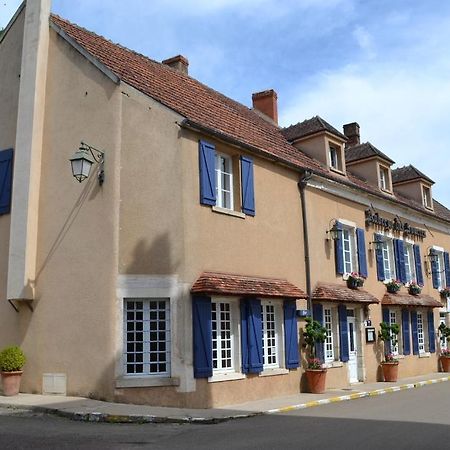 L'Auberge Des Sources Druyes-les-Belles-Fontaines Bagian luar foto